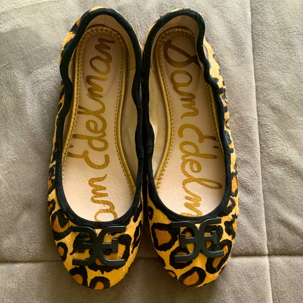 LIKE NEW-Sam Edelman size 10 cheetah flats